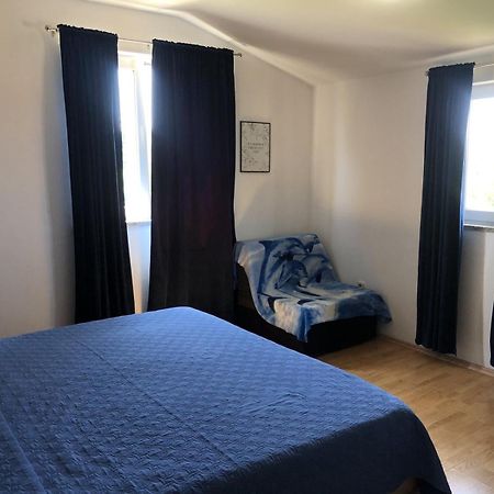 Apartman Sara Rovinj Exterior foto
